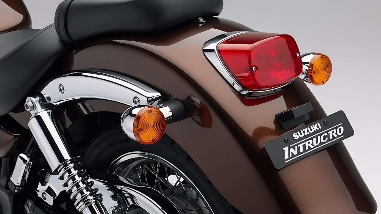 Suzuki Intruder 2026